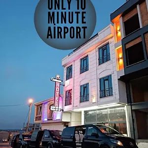 Continental Airport Отель