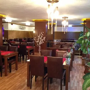 3* Otel Maya